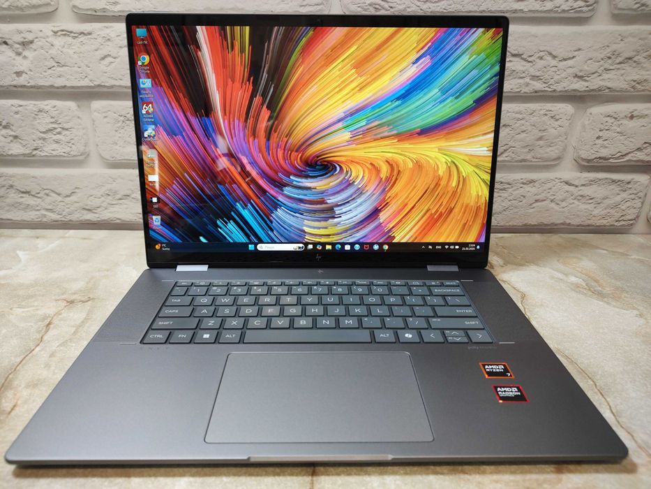 HP Envy x360 16-ad0023dx AMD Ryzen 7 8840HS 16GB DDR5 1TB SSD NEW!