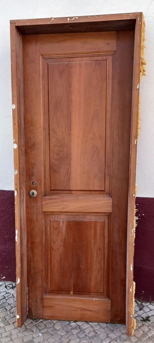 Vendo esta porta