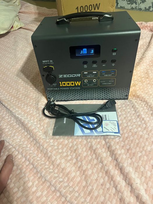 Портативна зарядна станція ZEGOR , потужність 1000 Вт