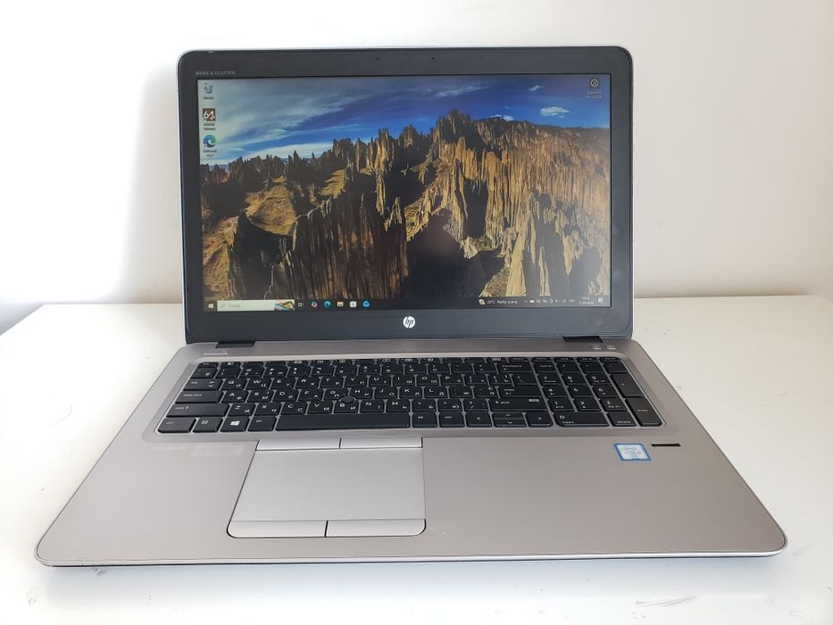 HP elitebook 850 g3, 15,6" IPS, i5-6300U, 8gb Ddr4, 240gb nvme
