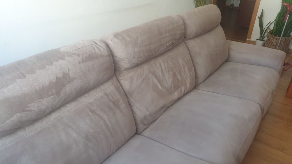 Sofá 2 lugares com chaise long Elevatória