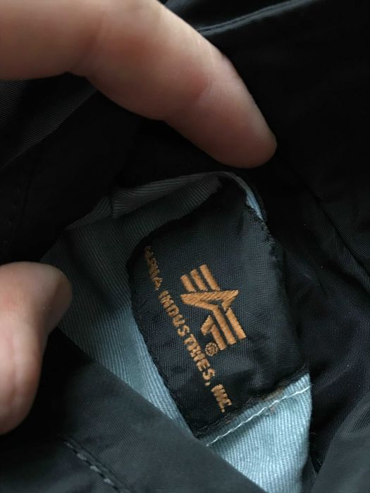 Kurtka bomberka Alpha Industries rozm. S