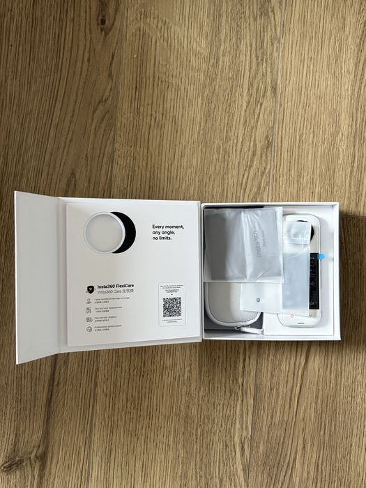 insta 360 x5 8K SATIN WHITE