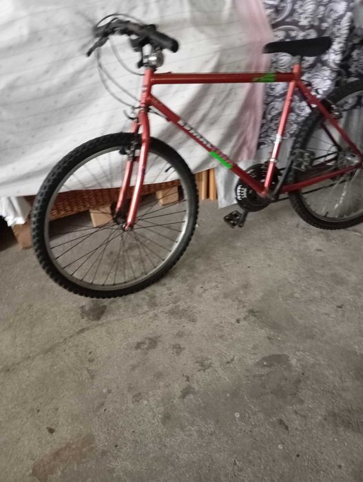 Bicicleta  Esmaltina c/ roda 26