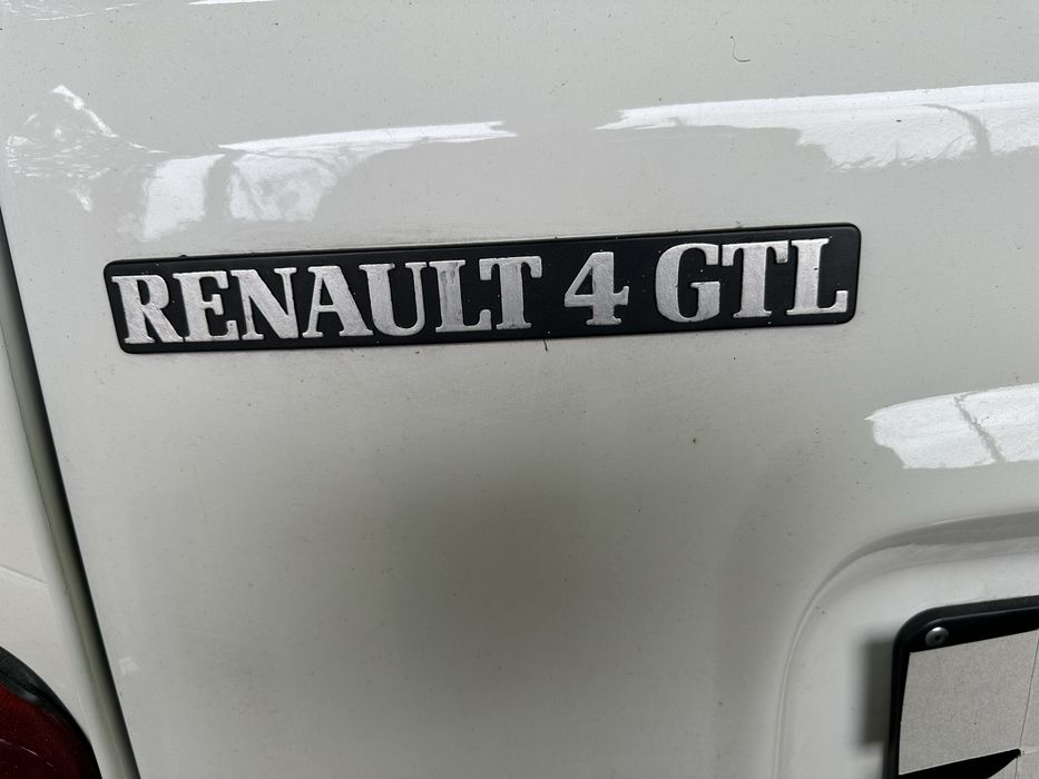 Renault 4 GTL DE 1989 restaurada