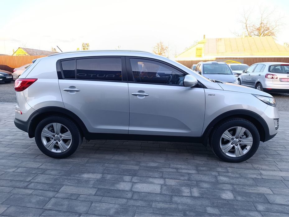 Продам  гарний  автомобіль