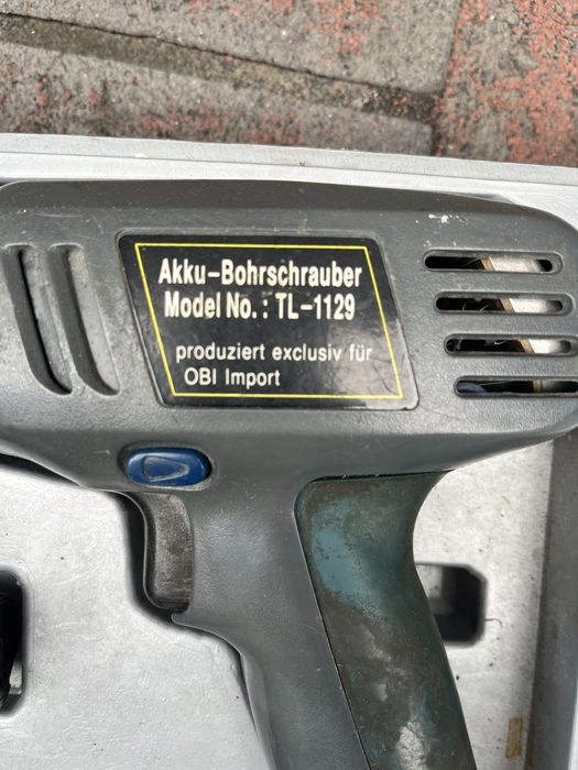 Wkrętarka Akumulatorowa 14.4 V Ładowarka Walizka 2x Akumulator