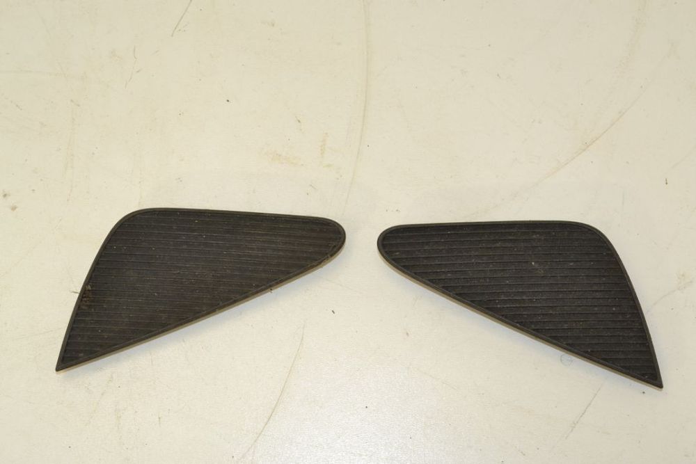 Zaślepka do zderzaka Lexus IS 220