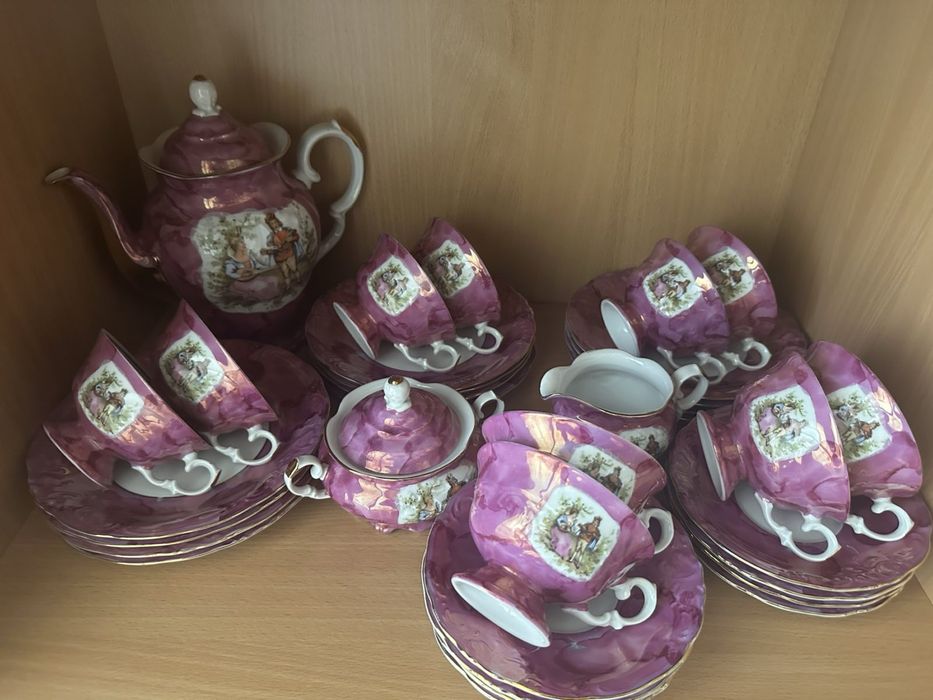 Продам сервиз Мадонна