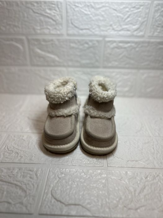 Продам зимове взуття для дівчинки