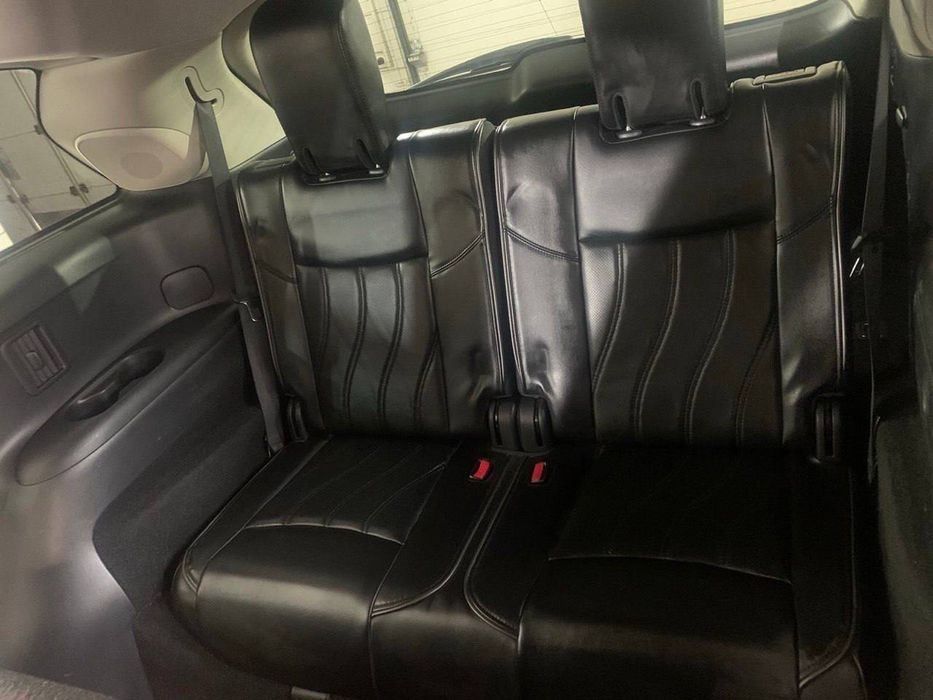 Продам сімейний  Infiniti QX60
