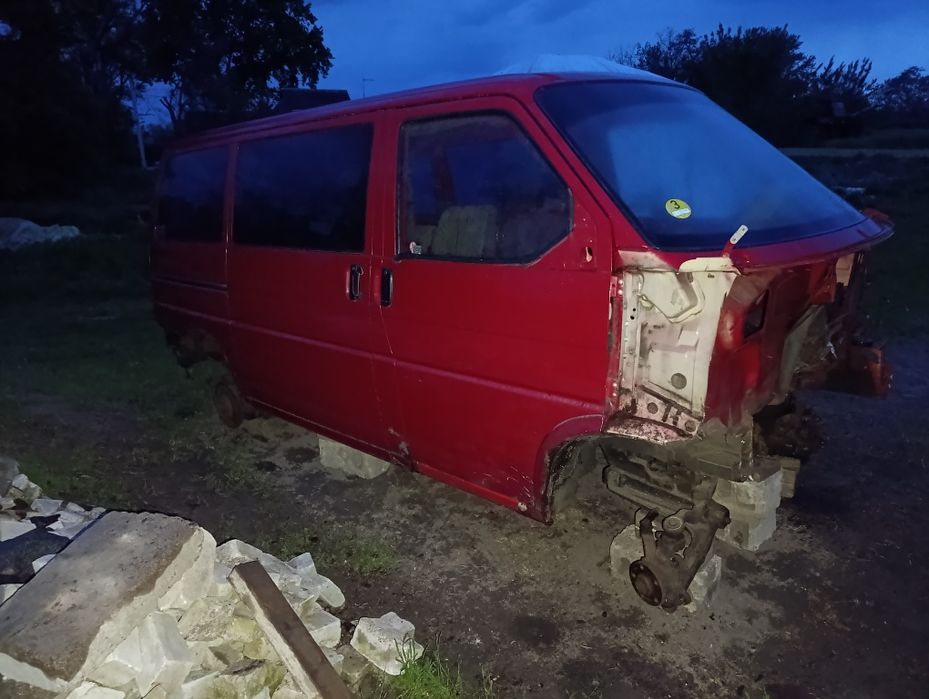 Двері фольцваген т4 запчастини