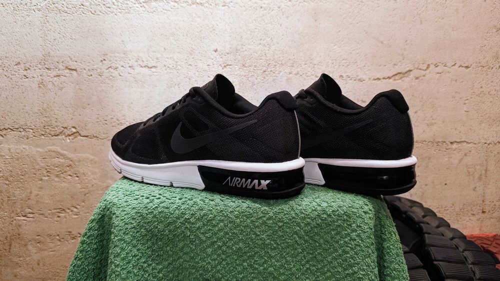 Buty do biegania NIKE AIR MAX SEQUENT r.39 stan idealny