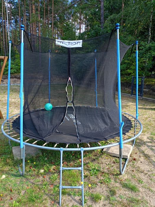 Trampolina ogrodowa
