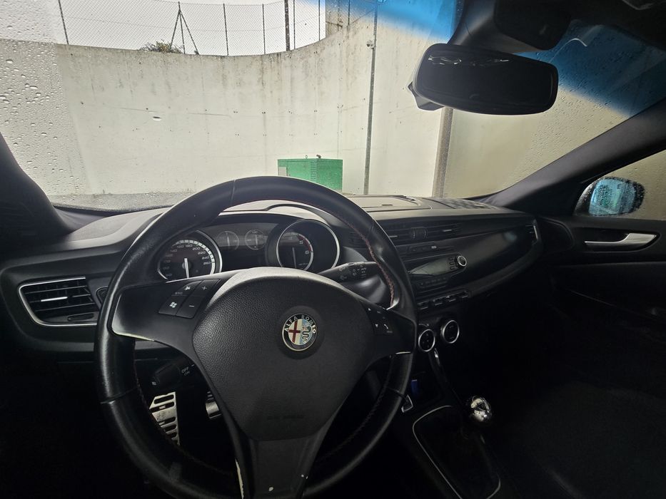 Alfa Romeo Giulietta 1.6 jtdm (diesel) 105cv Nacional