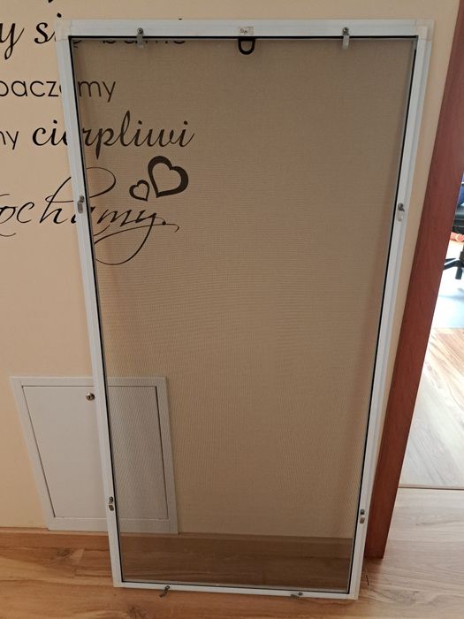 Moskitiera na okno biała
