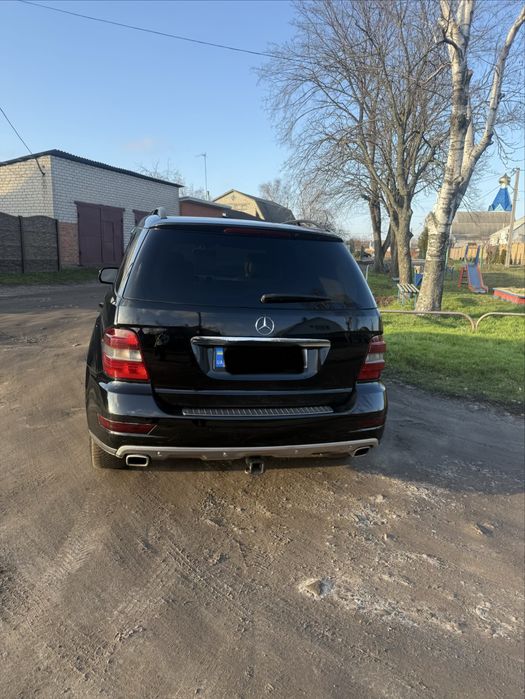 Продам свой мерседес мл350