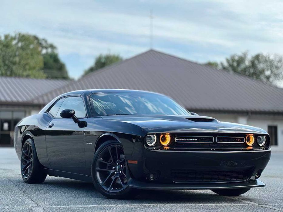 Dodge Challenger RT      2020