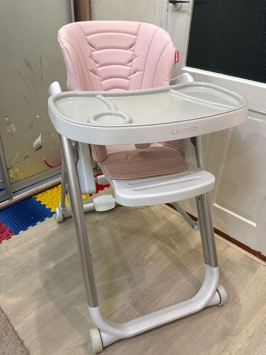 Стільчик для годування