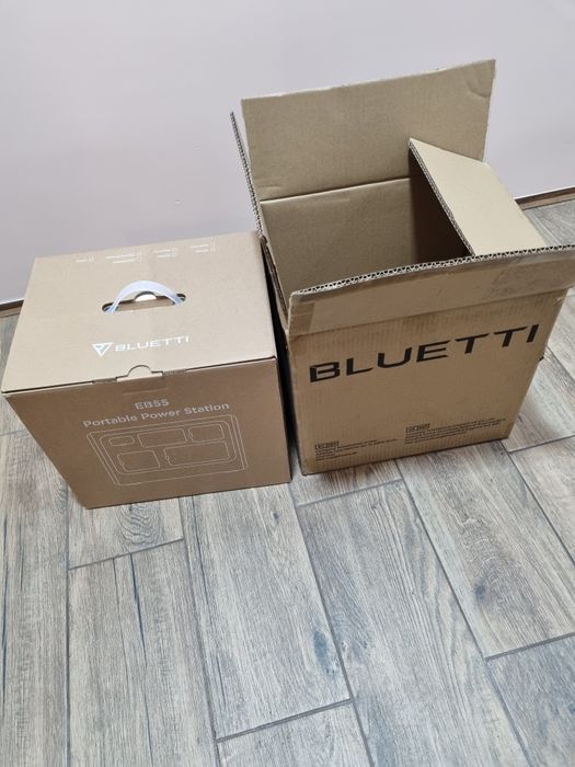 Продам зарядну станцію BLUETTI PowerOak EB55 700W. Куплена рік тому.