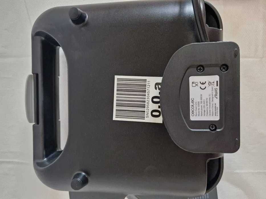 OPIEKACZ DO KANAPEK Cecotec Rock'nToast Grill 800W