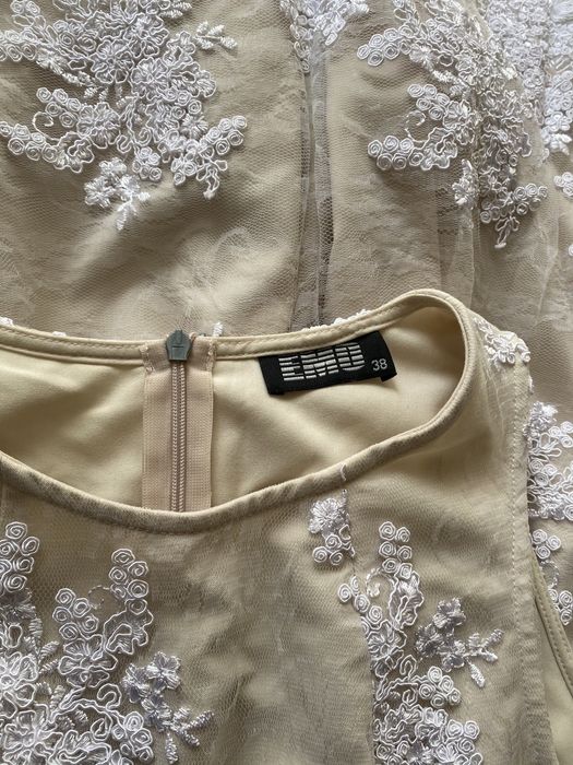 Sukienka z koronką EMO, rozmiar M 38