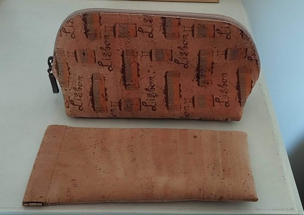 Cortiça bolsa e caixa óculos novas