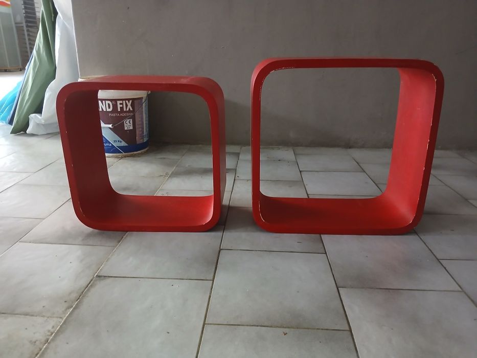 Cubos em.madeira para arrumação