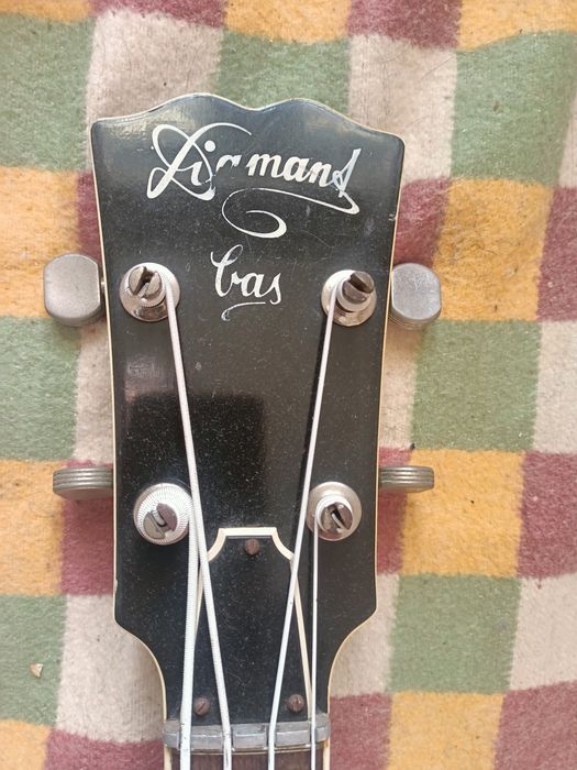 Бас гитара Diamand