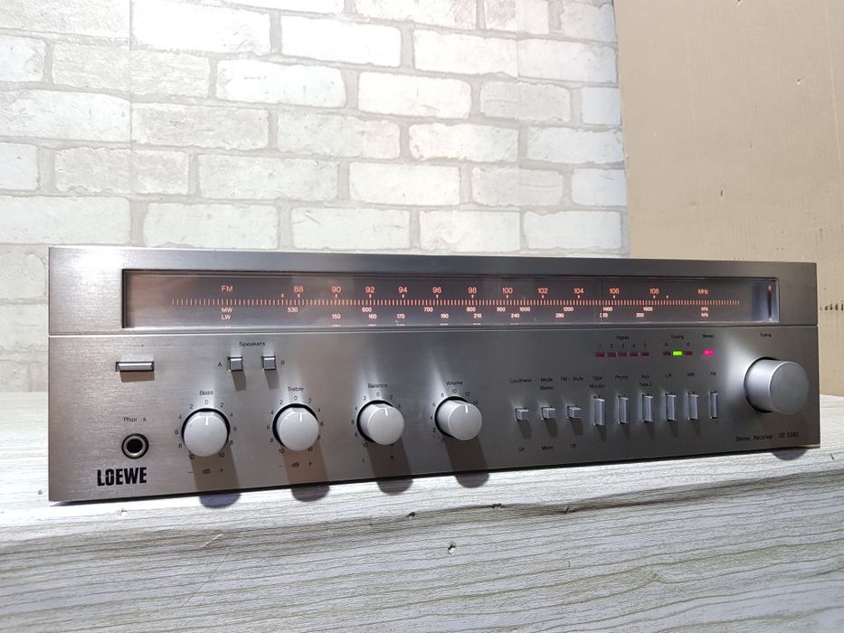 FM/AM  Стерео ресивер/підсилювач  Loewe SE 3380 2x50Вт б/у з Німеччини