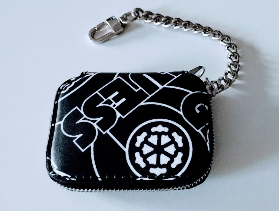 GUESS torebka mała mini bag black white logo 10x8cm