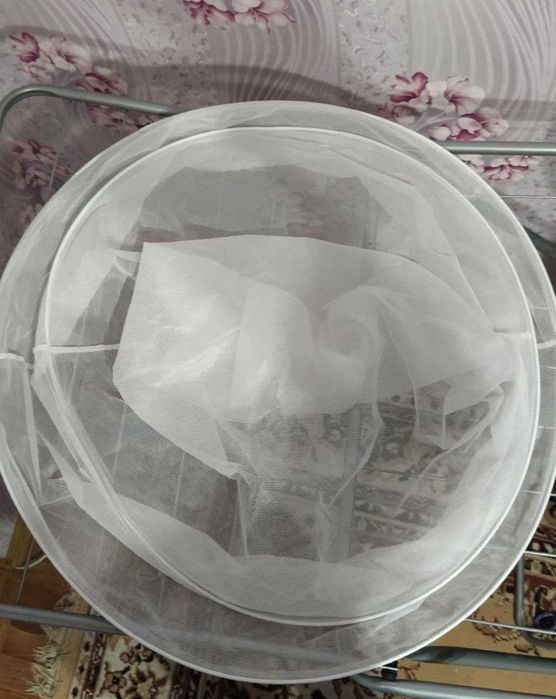 Дитяча сукня святкова фатинова з підспідничником, в гарному стані