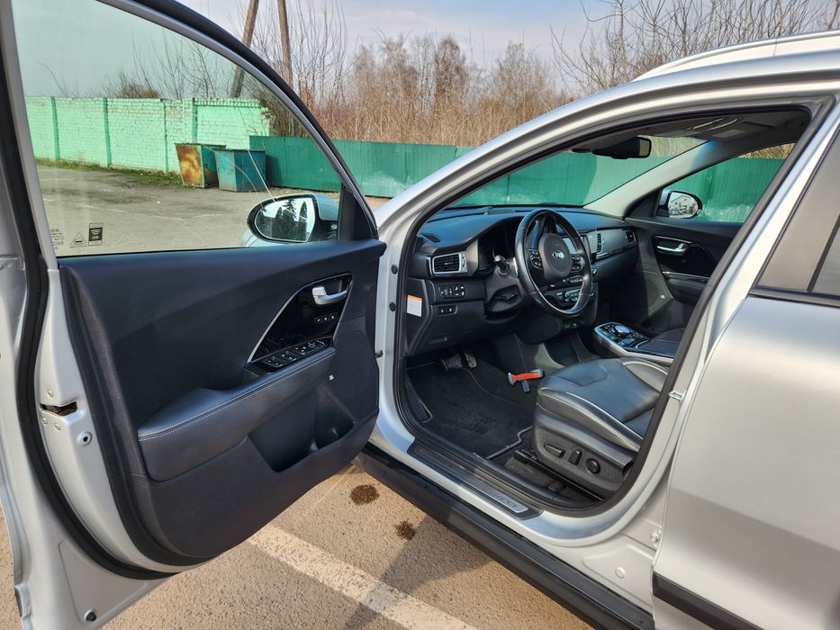 Кіа ніро електрика,  2019 рік, максимальна комплектація