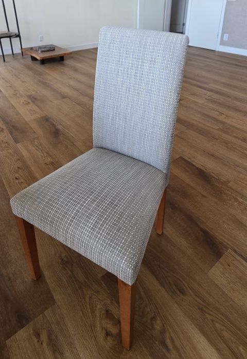Mesa de vidro extensível mais 6 cadeiras
