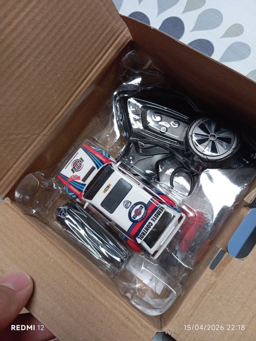 Carro RC 4x4 de Drift Escala 1:43