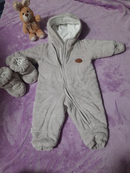 Комбінезон 74 розмір.