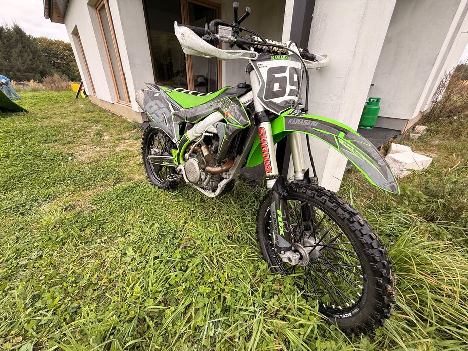 Kawasaki KX450F Akarpovic
