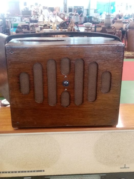 Radio antigo portátil