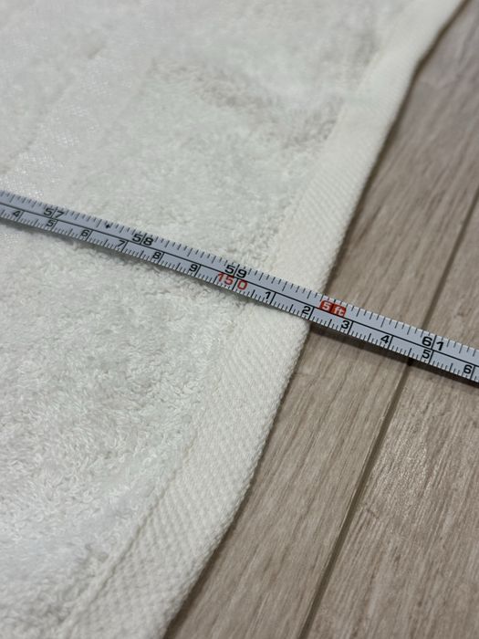 НОВОЕ банное полотенце в молочном цвете 100% хлопок