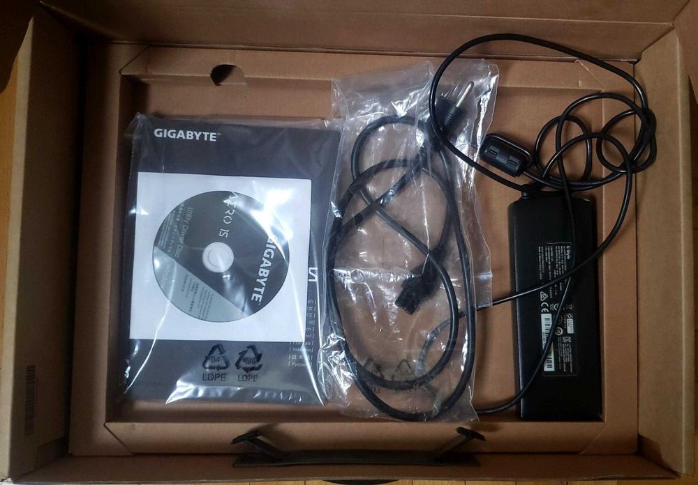 Ігровий ноутбук Gigabyte AERO 15 /i7-7700HQ /NVIDIA GeForce GTX 1060