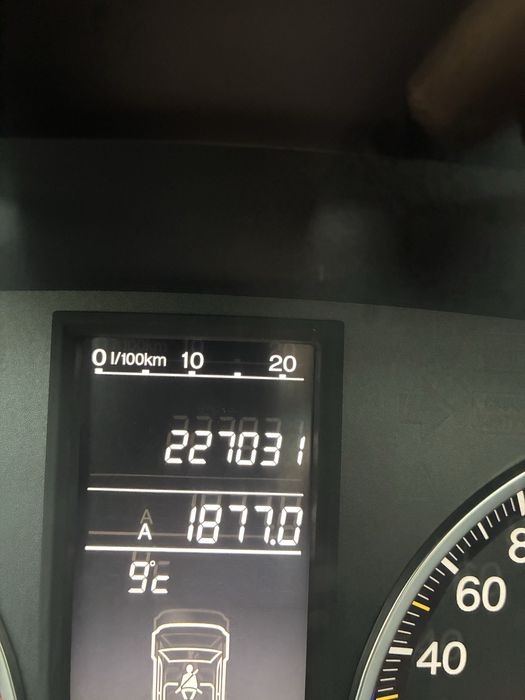Honda crv suv srebrny