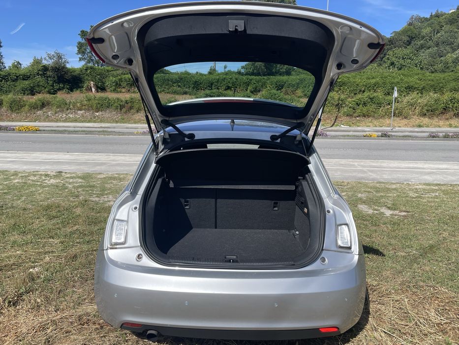 Audi A1 1.6 TDI 90cv - 2012