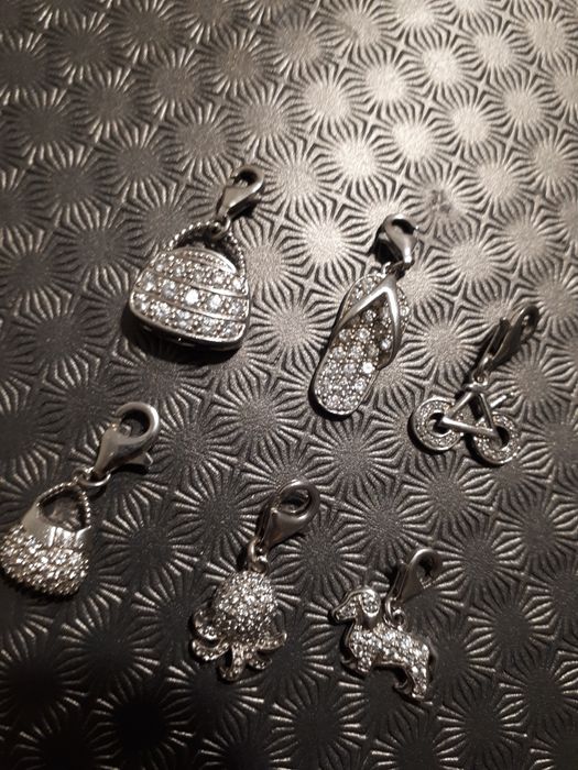 zawieszki Apart cyrkonie