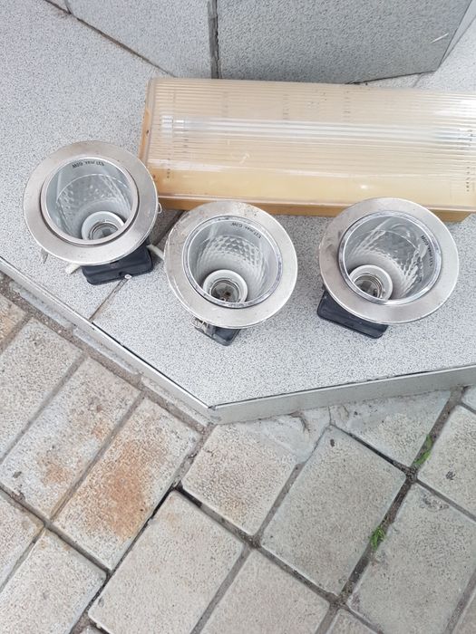 Продам светильники бу