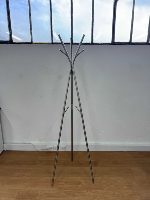 Cabide IKEA Como novo