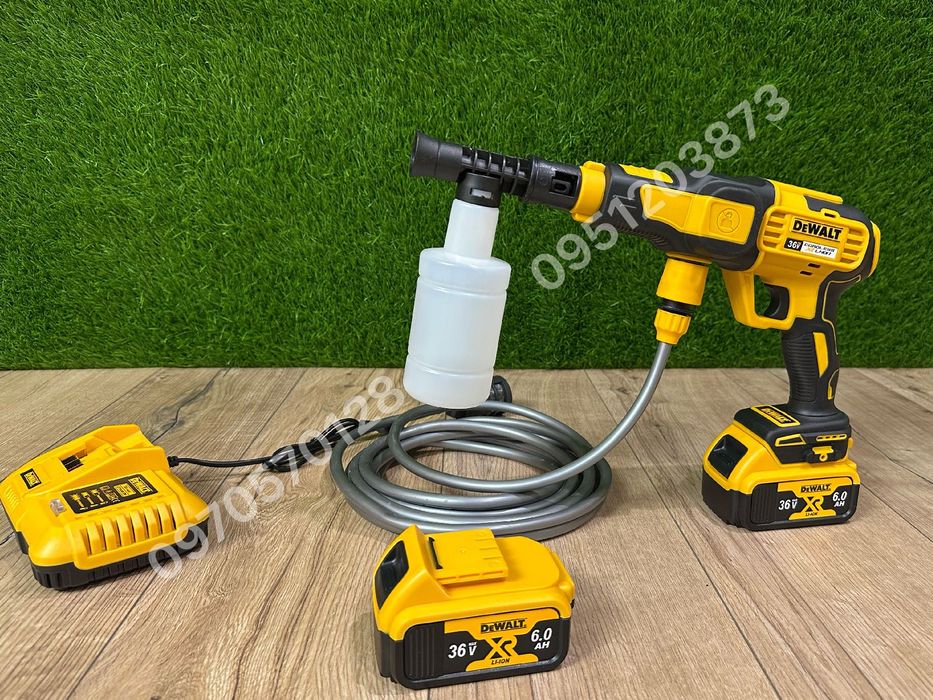 Аккумуляторная ручная мини мойка DeWalt DCPW550B 36V 6Ah 340 л/час