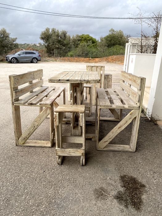 Conjuntos Móveis em Palete Outdoor/ Bar