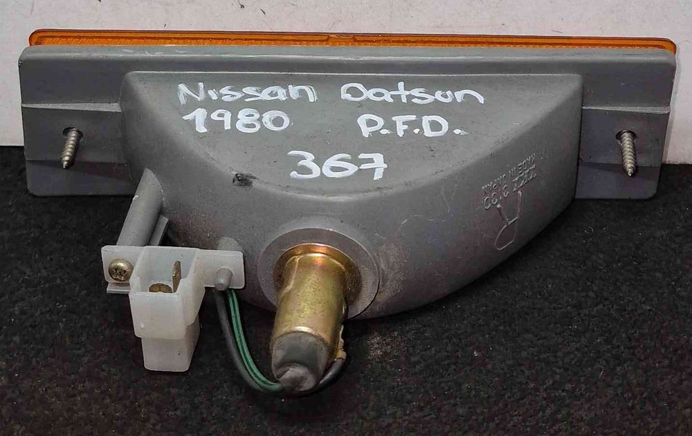 Pisca Frente Direito NISSAN DATSUN 180B (PL810) ano 1980