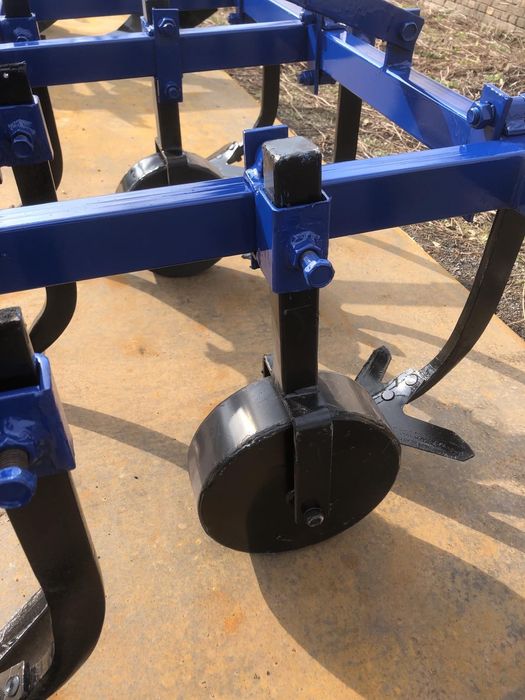 Культиватор КНУ 1.5 Камянець Подільський завод ПК.