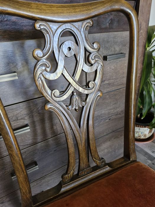 Krzesła Chippendale